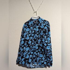 (NWOT)Blue Rose💠 Large💠 Button Up Long sleeve